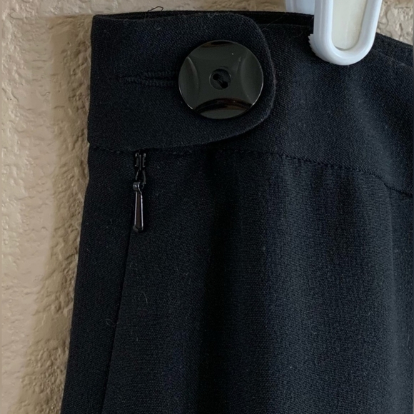 Anthropologie Elevenses Black Skirt Heart Lining Size 8 - Picture 3 of 4